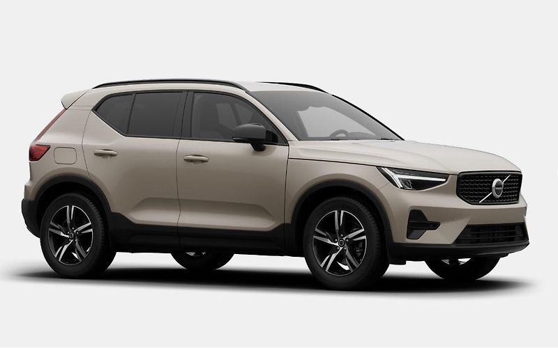 Volvo XC40 (2026) B3 AUT DARK PLUS - fotka 7 z 11