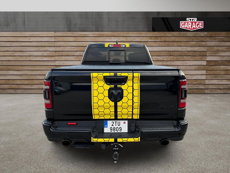 Dodge RAM (2021) +HEMI+LPG+BEEE+PANORAMA+ - fotka 4 z 21