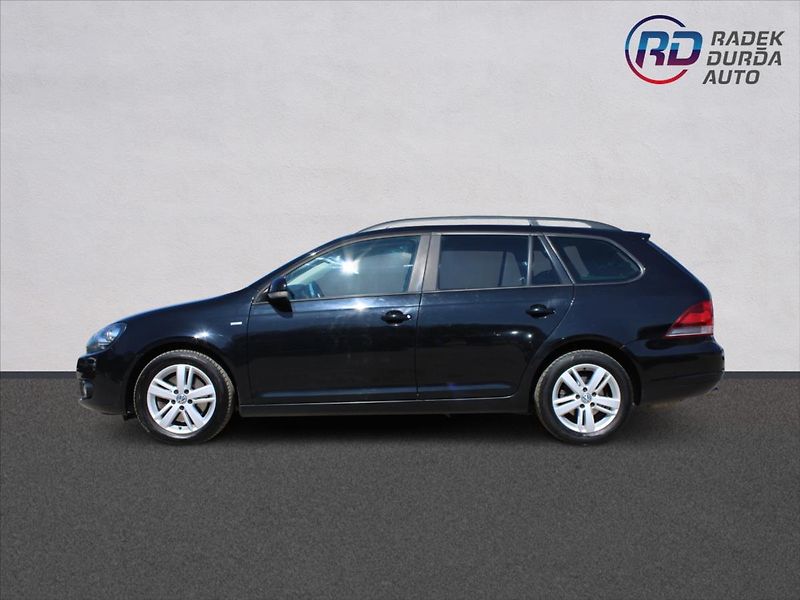 Volkswagen Golf 2,0 TDI  TAŽNÉ,SERVIS,MATCH - fotka 8 z 38