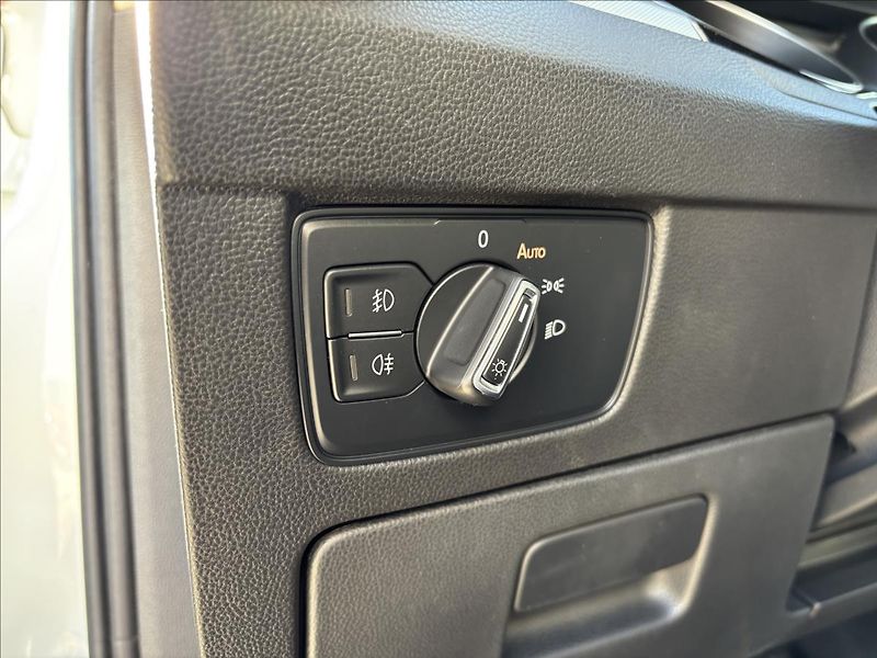 Volkswagen Passat 2,0 TDI 140kW DSG Comfortline - fotka 24 z 41