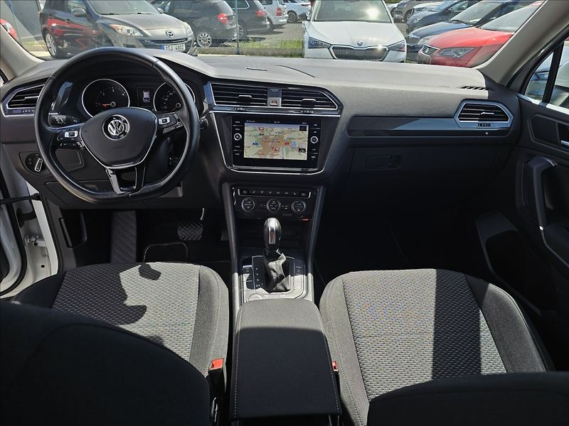 Volkswagen Tiguan Allspace 2,0 TDi R LINE DSG  4X4 NAVI - fotka 29 z 45