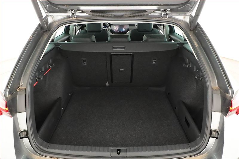 Škoda Octavia (2023) Style Plus 2.0 TDI - fotka 19 z 20