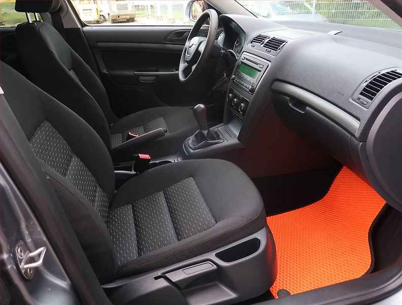 Škoda Octavia (2012) 1.2 TSI - fotka 9 z 15