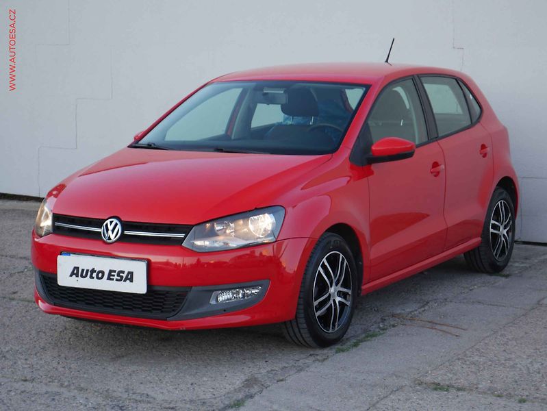 Volkswagen Polo (2009) 1.2i, ČR, AC, tempo - fotka 3 z 15