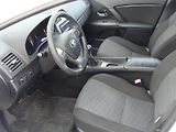 Toyota Avensis 2.0 D-4D, 93 kW,klima,p.kamera - náhled 9