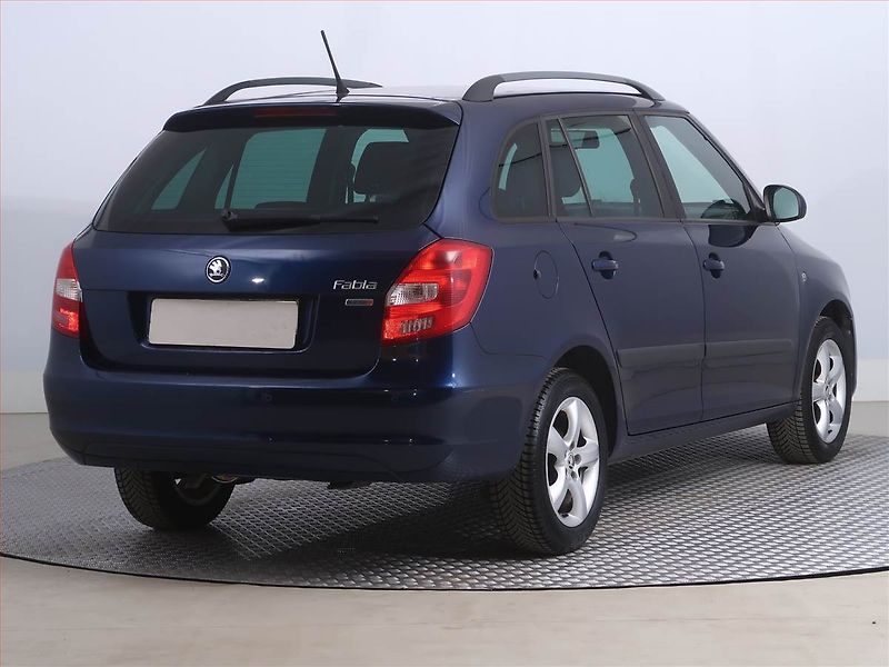 Škoda Fabia (2012) 1.2 TSI, Tempomat - fotka 5 z 18