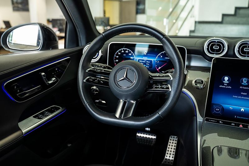 Mercedes-Benz GLC (2025) 220 d 4M/AMGPREMIUM/ESP/DIS - fotka 10 z 19