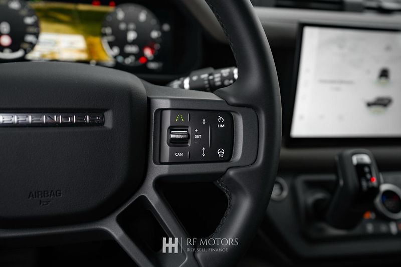 Land Rover Defender (2025) D250 MHEV X-Dynamic SE - fotka 38 z 52
