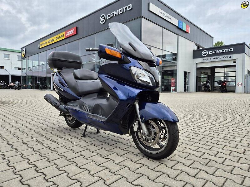 Suzuki Burgman 650 (2002) - fotka 1 z 22