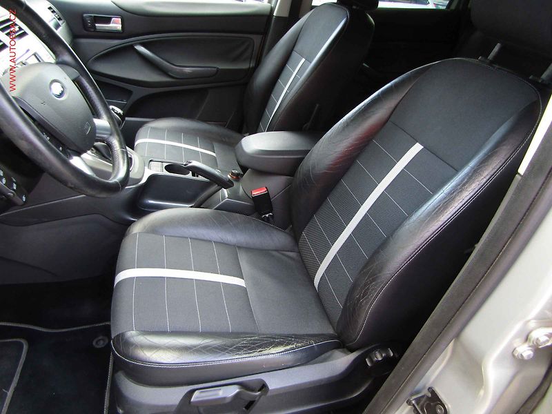 Ford Kuga (2009) 2.0 TDCi 4x4, ČR, AC, park. - fotka 9 z 20