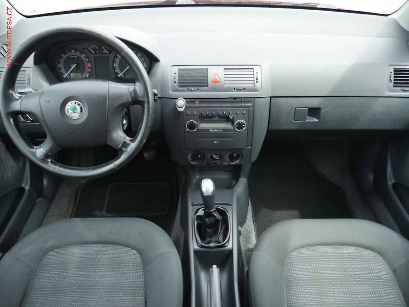 Škoda Fabia (2004) 1.9 SDi, ČR, Klima - fotka 8 z 14