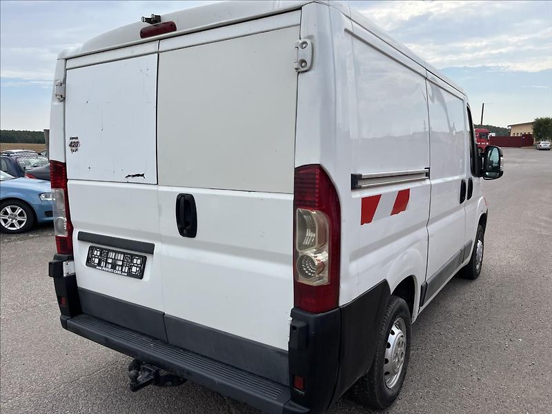 Fiat Ducato 2.2 JTD L1H1 NOVÉ PNEU VSTŘIKY - fotka 6 z 28