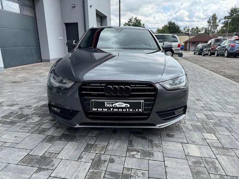 Audi A4 (2015) 2.0TDI S-Line Quattro - fotka 3 z 42
