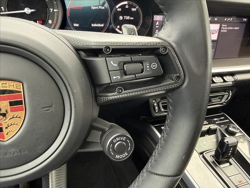 Porsche 911 992 Carrera S Sport chrono - fotka 28 z 41