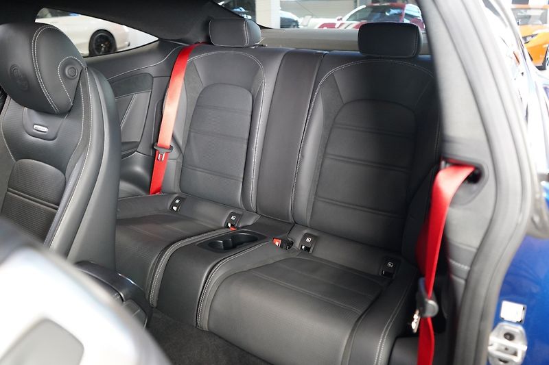 Mercedes-Benz Třídy C (2022) 63s*AMG*CERAMIC*HUD*CARBON*360 - fotka 20 z 44