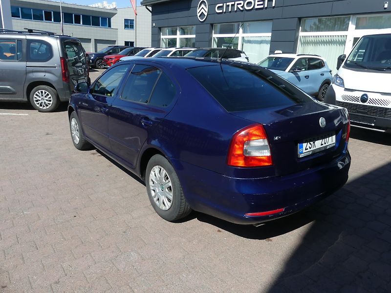 Škoda Octavia (2009) 1,6 MPi - fotka 6 z 16