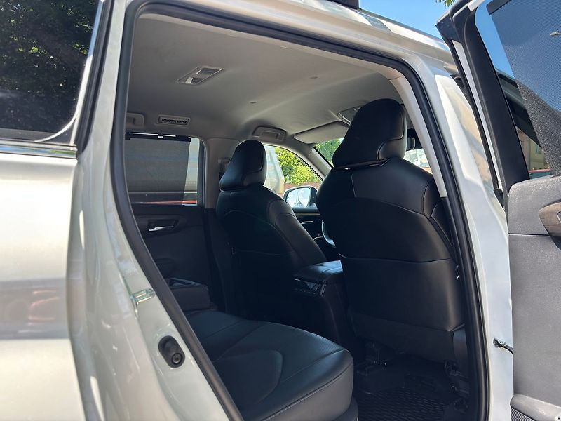 Toyota Highlander 2.5HEV e-CVT.CZ.DPH.PRESTIGE.1 - fotka 21 z 49