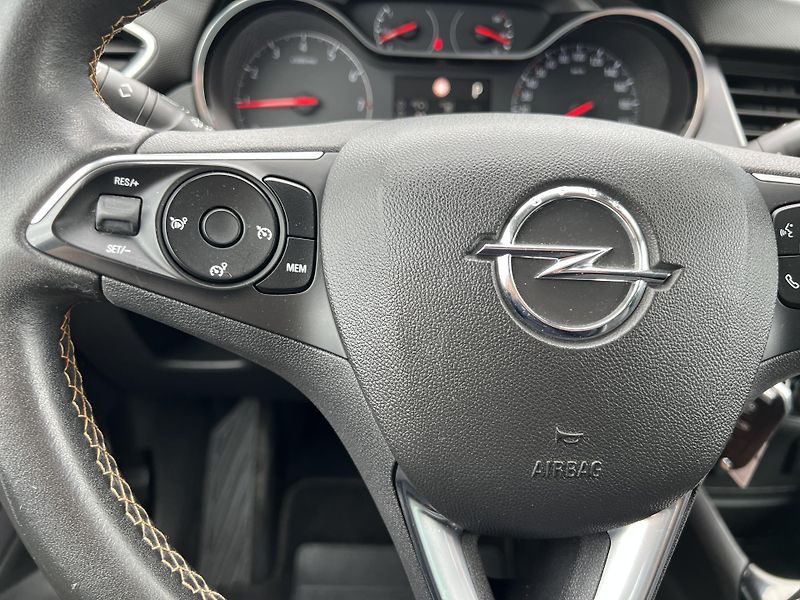Opel Crossland X 1.2T AUTOMAT NOVÉ ROZVODY - fotka 14 z 48