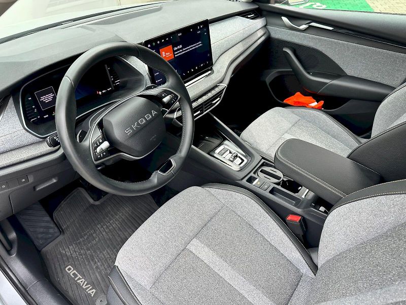Škoda Octavia (2025) 1,5 TSI DSG SELECTION - fotka 6 z 24