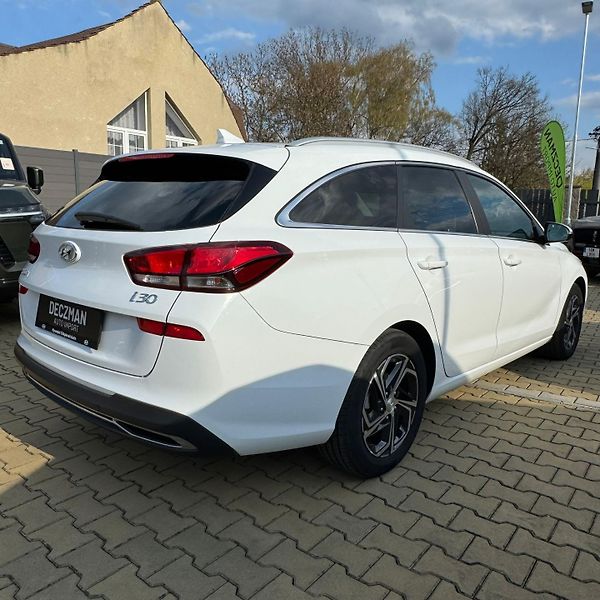 Hyundai i30 (2022) Záruka od výrobce! - fotka 6 z 33