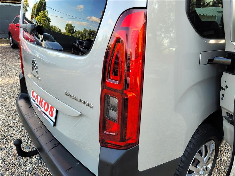 Citroën Berlingo 1,5 HDI,XL,7míst,navi,tažné - fotka 45 z 49