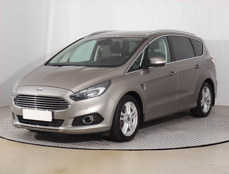 Ford S-MAX (2017) 2.0 TDCi, 4X4, Automat, Navi - fotka 2 z 19