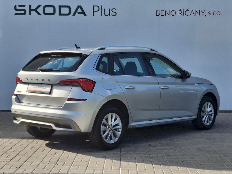Škoda Kamiq (2023) Style 1,0TSi 81kW - fotka 2 z 35