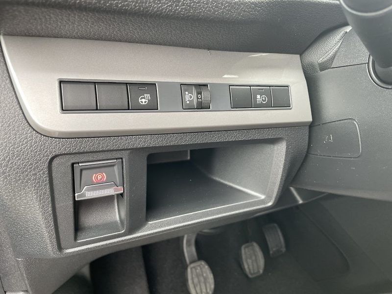 Toyota ProAce Verso 2.0D 6MT Family ODBĚR IHNED - fotka 26 z 28