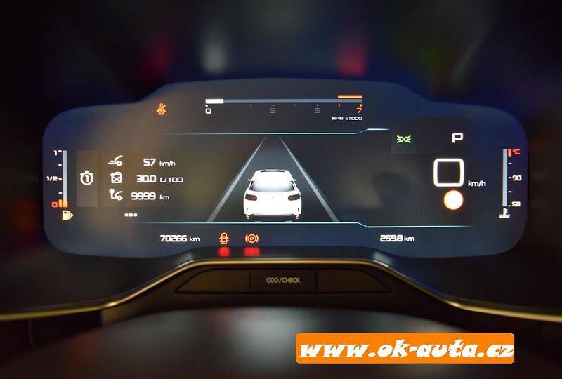 Citroën C5 Aircross 1.5 BHDI FEEL BVA8 96 kW - fotka 55 z 65