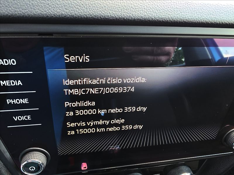 Škoda Octavia 1,4 TSi 110KW Style+ ALU TZ - fotka 20 z 45