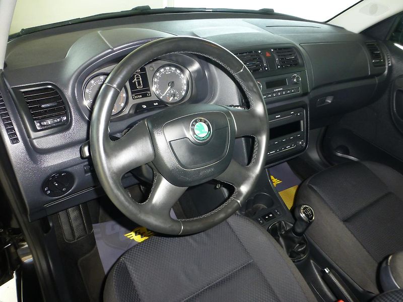 Škoda Fabia (2011) - fotka 12 z 26