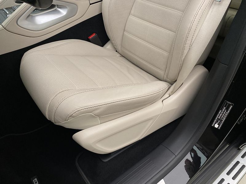 Mercedes-Benz GLS 450d 4MATIC AMG AUT CZ 1.maj. - fotka 24 z 79