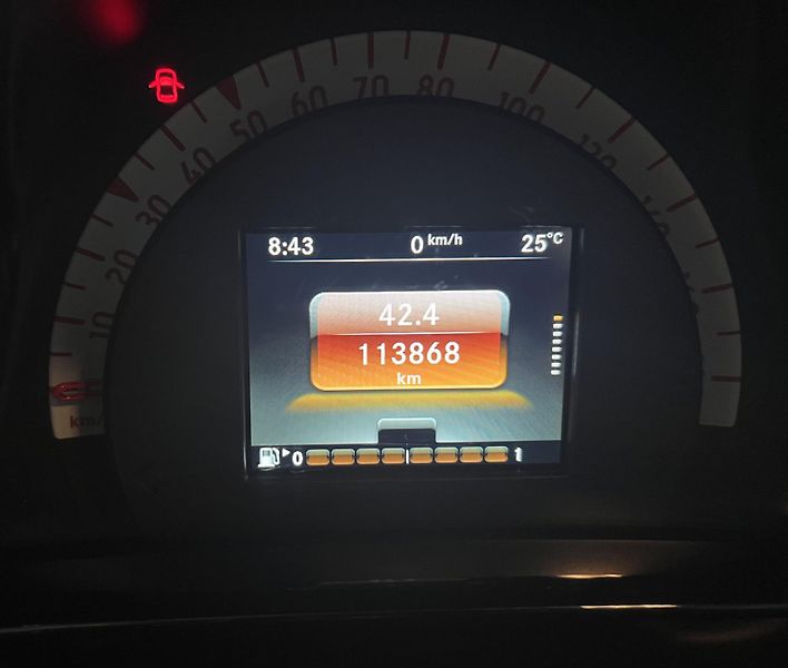 Smart Fortwo (2016) Smart Fortwo Coupé 1.0 52 kW - fotka 14 z 15