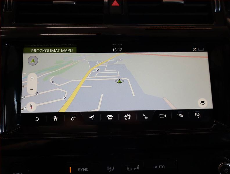 Land Rover Discovery (2018) 3.0 Td6 - fotka 12 z 26