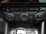 Škoda Octavia 2,0 TDi 4x4 DSG RS CZ - náhled 20