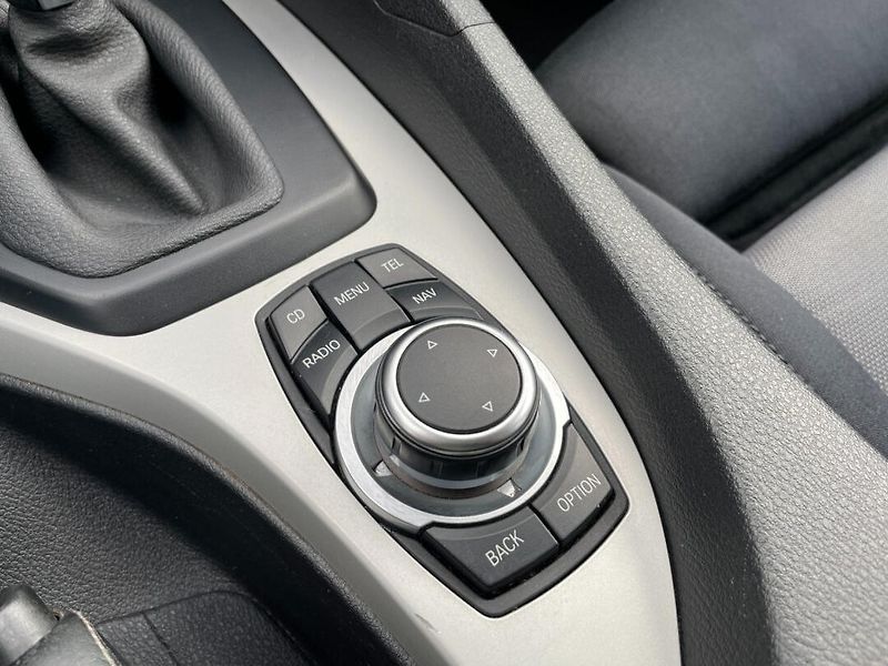 BMW X1 (2011) xDrive 2.0D 130kW 4x4 ČR Bixen - fotka 15 z 28