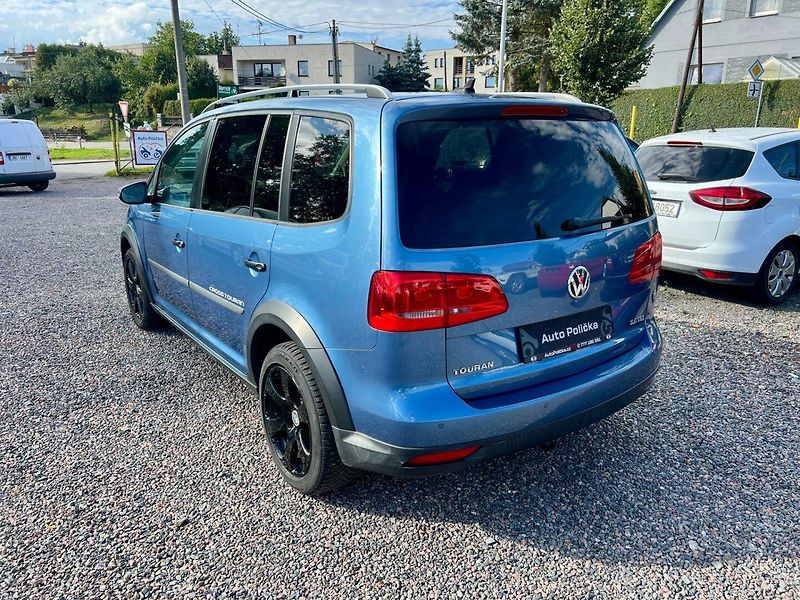 Volkswagen Touran (2011) 2.0 TDI 103 kW Cross DSG - fotka 7 z 19