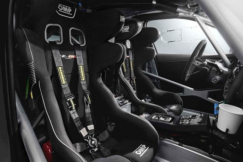 Na tomto autě studenti učiliště Škody Auto pracovali dva roky