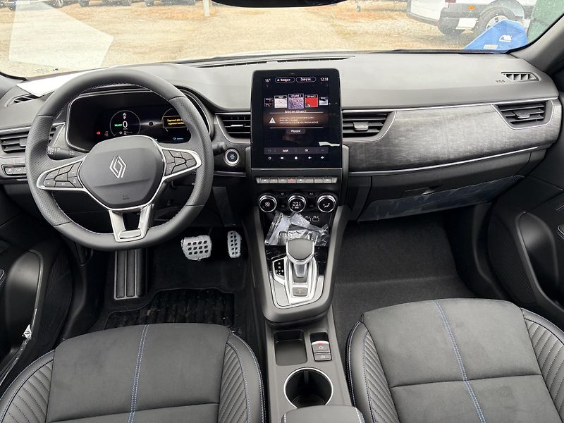 Renault Arkana esprit Alpine full hybrid E-Te - fotka 6 z 8