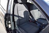 Volkswagen Touran (2018) 1.4TSI 110kw CLBMT 7MÍST LED  - náhled 42