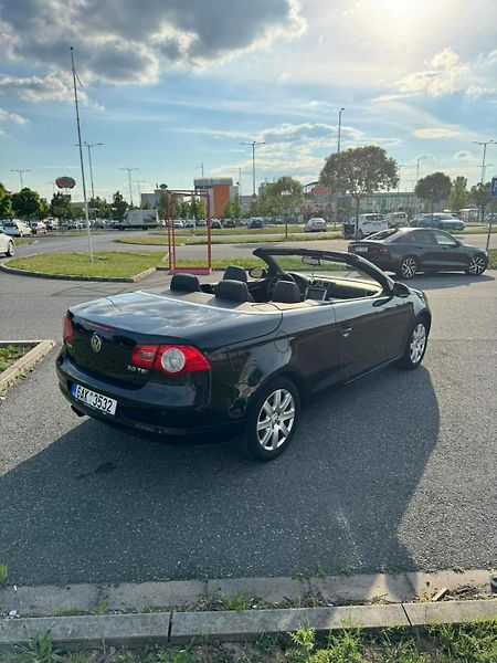 Volkswagen EOS (2008) - fotka 6 z 14