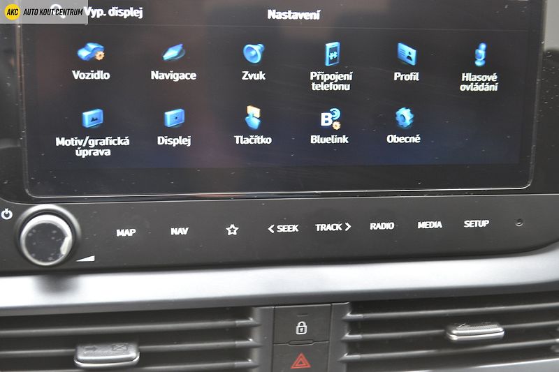 Hyundai i20 1.0 TGDI 7DCT WAVE, WINTER PAK - fotka 25 z 43