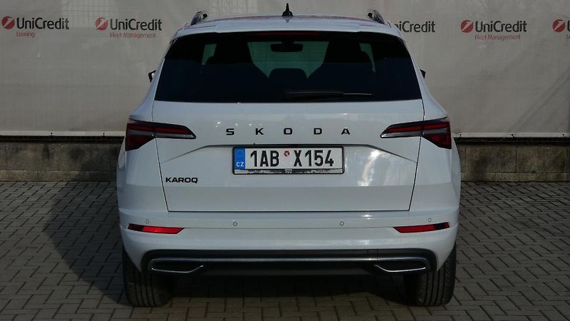 Škoda Karoq 1,5 TSI Sportline DSG - fotka 4 z 24