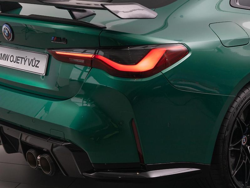 BMW M4 - fotka 9 z 22