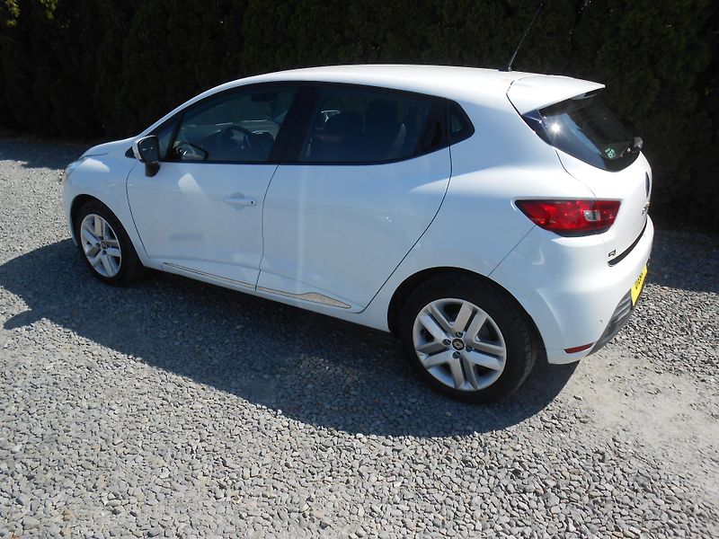 Renault Clio 1.5DCi,80TKm, NAVI,CHROM - fotka 41 z 42
