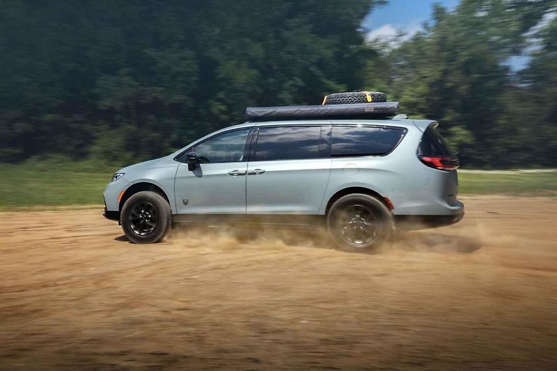 Chrysler Pacifica Grizzly Peak
