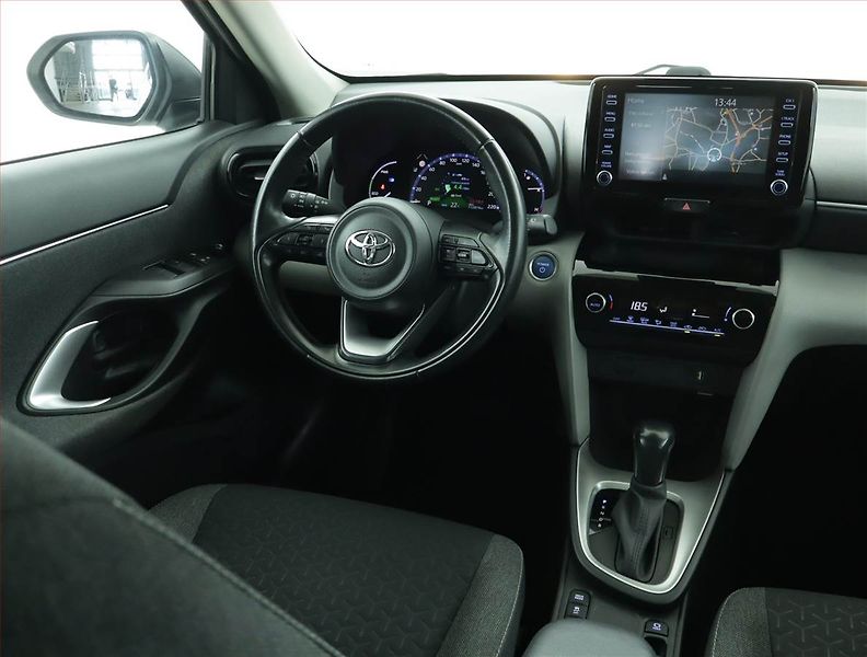 Toyota Yaris Cross (2022) Executive 1.5 VVT-iE - fotka 7 z 16