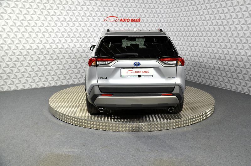 Toyota RAV4 (2023) 2.5 Hybrid Comfort 4WD AT - fotka 6 z 21