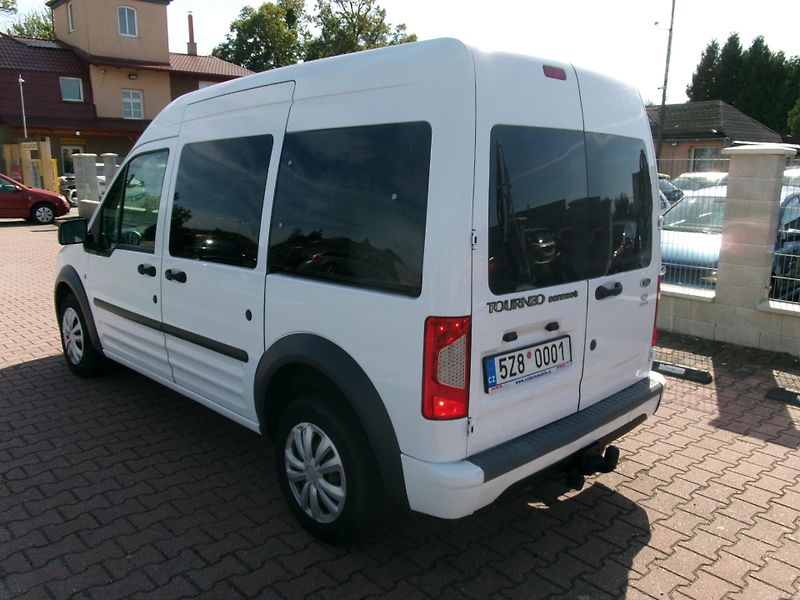Ford Tourneo Connect 1,8 TDCi KLIMA TAŽNÉ - fotka 5 z 26