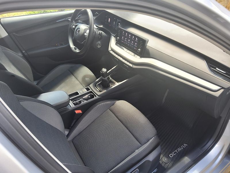 Škoda Octavia (2023) 2.0TDI 85kw Amb 1maj ČR tažné - fotka 9 z 26